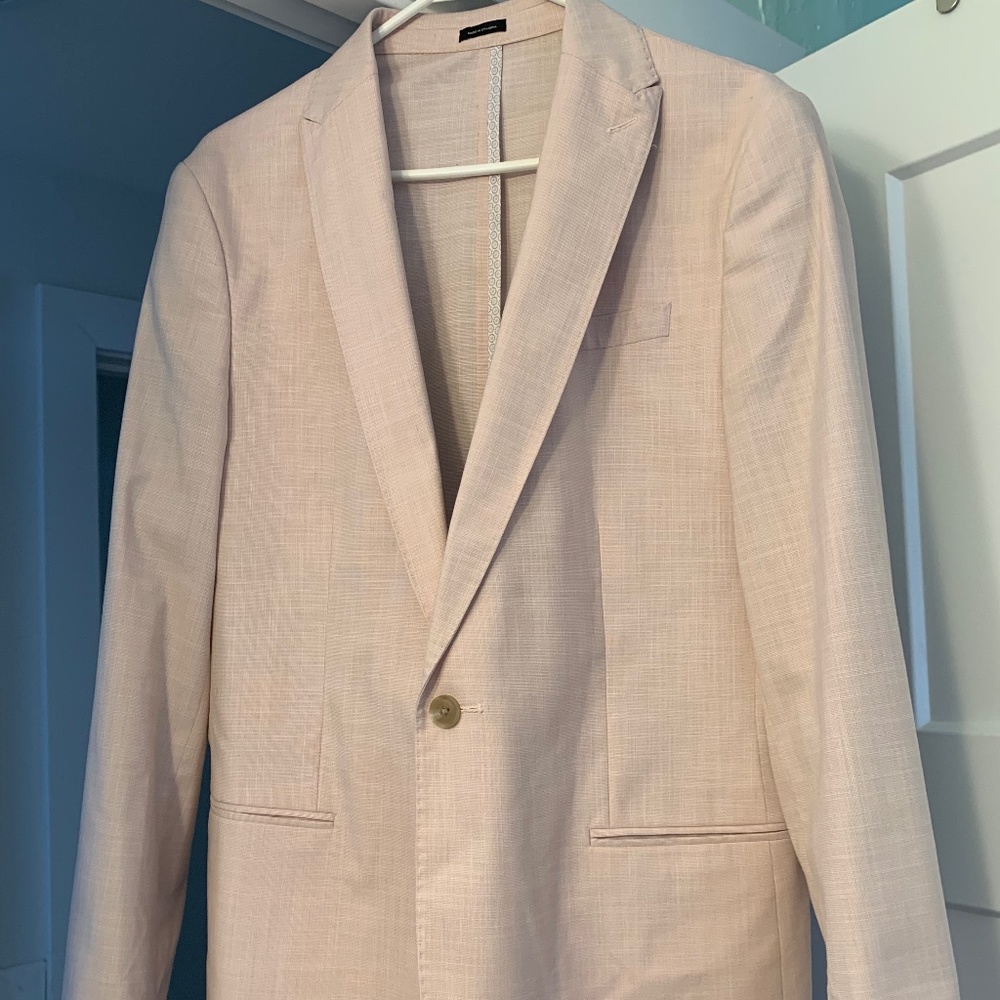 Light pink men’s slim blazer